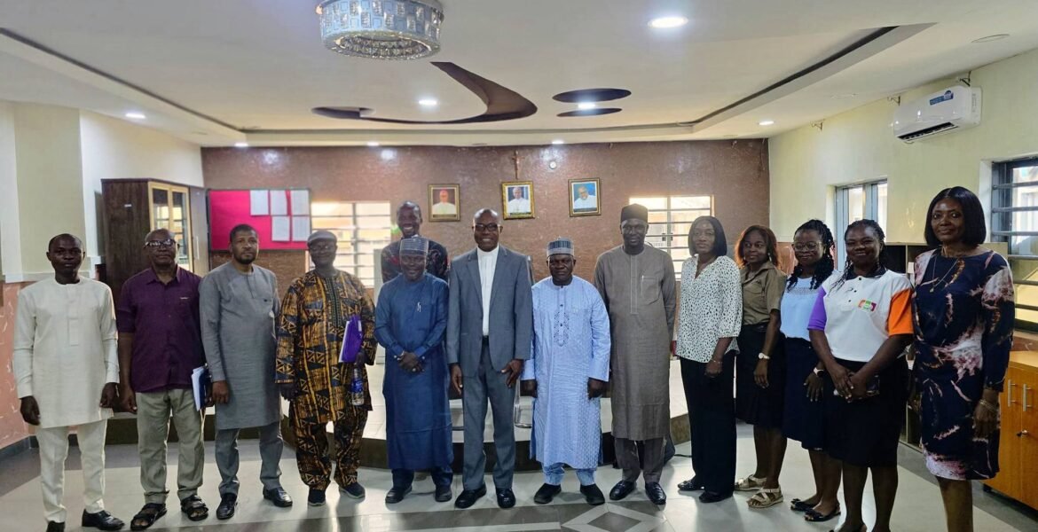 672681478_939300118718233_4986915883721870457_n